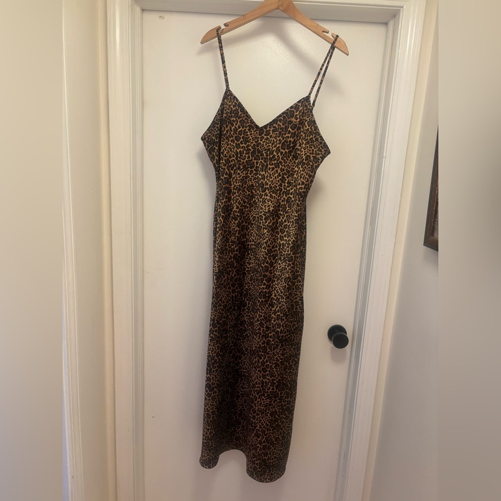 Gap leopard slip dress